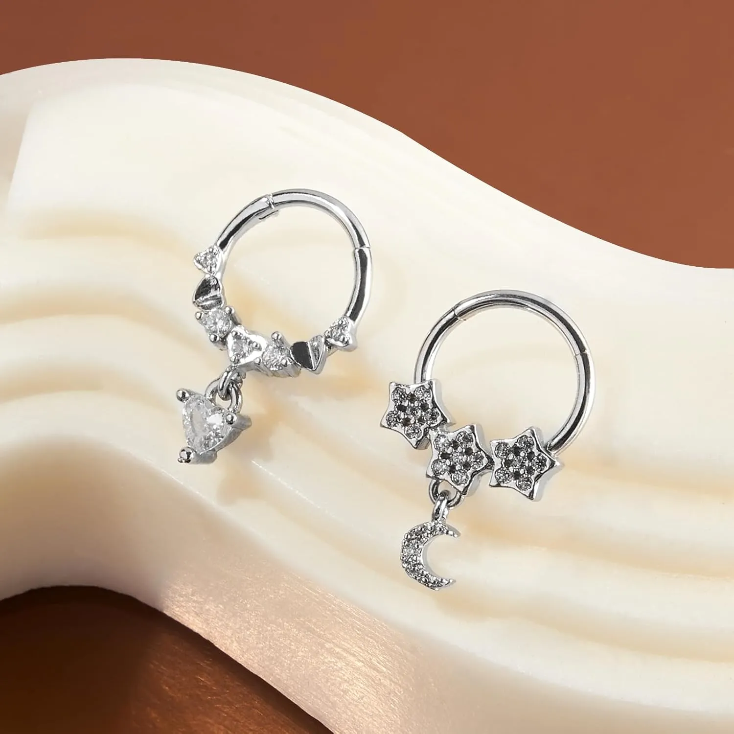 2PCS 16G Stainless Steel Septum Rings 16G Horseshoe Clicker Septum Rings Gold for Women Men Septum Nose Lip Helix Tragus Daith Cartilage Body Piercing Jewelry 8/10MM
