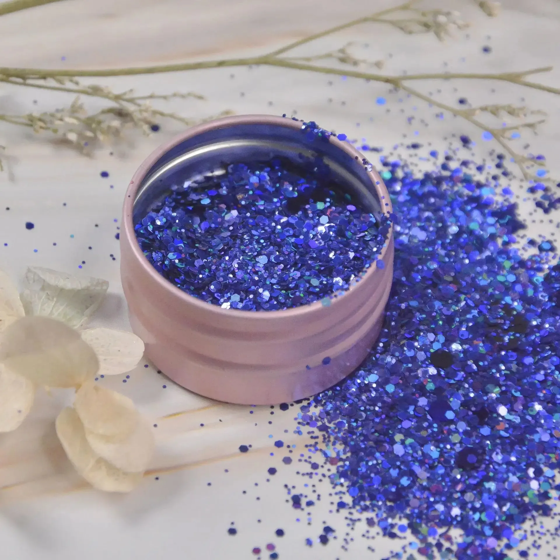 Iridescent Silver Nail Glitter Chrome Powder for Sparkly Manicures