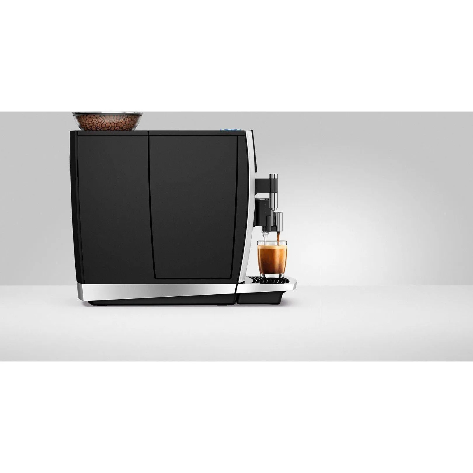 Jura Giga 6 Dual Grinder Super Automatic Espresso Machine #15396