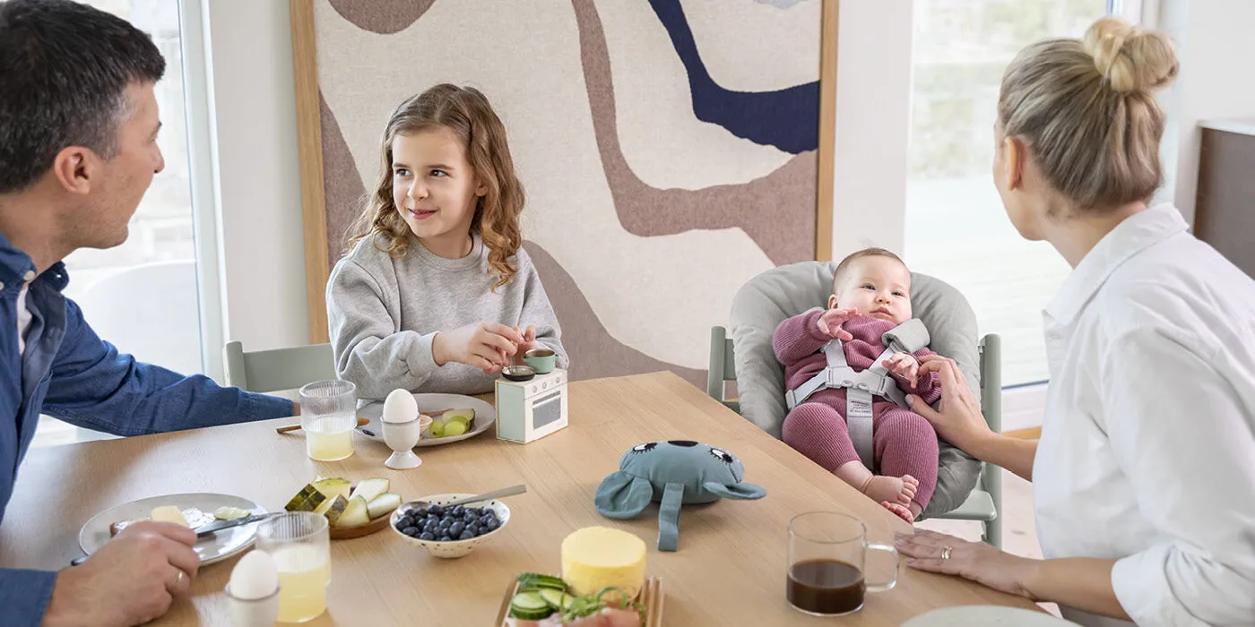 Tripp Trapp® Newborn Set with Toy Hanger